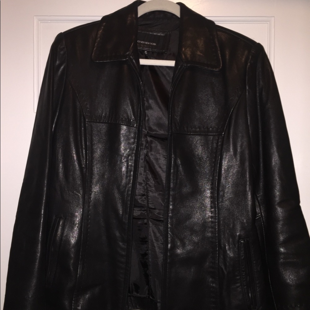 Jones New York genuine leather jacket| size M